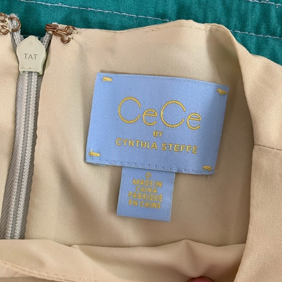 Dress - Picture 6 of 6